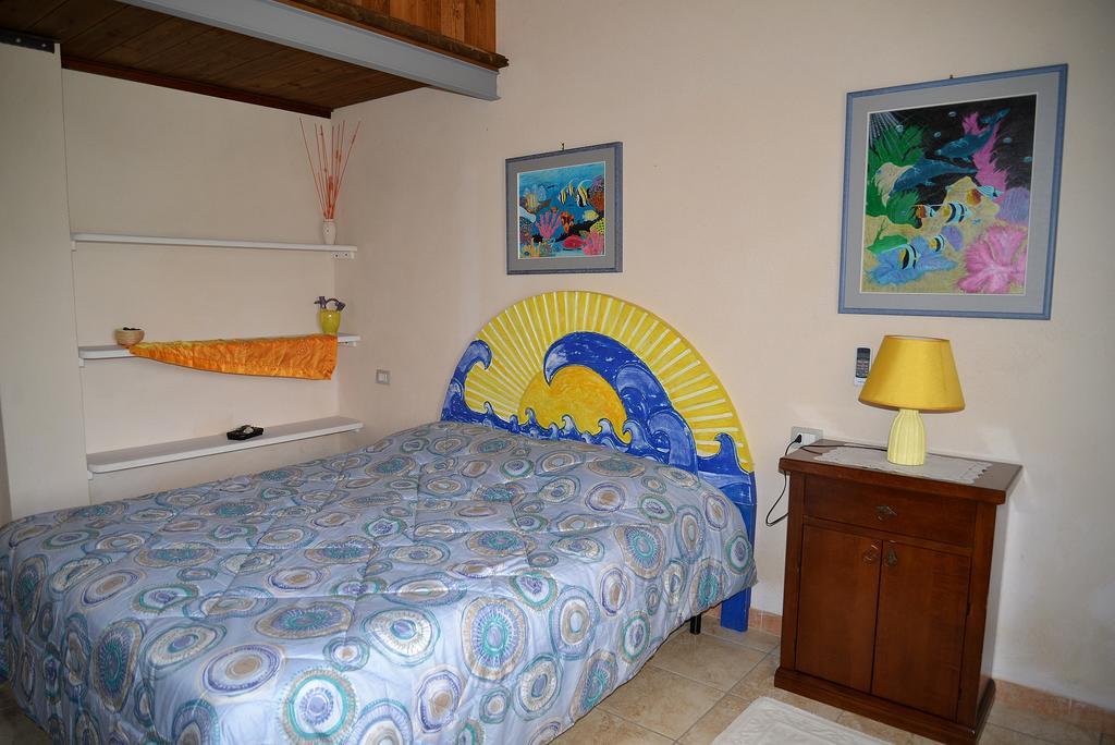 Hotel Valle Del Cedrino กัลเตลลิ ภายนอก รูปภาพ